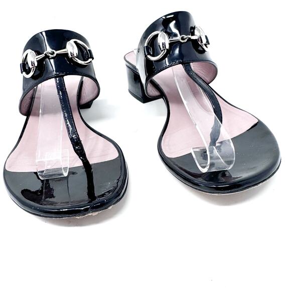 GUCCI Lilane Horsebit Thong Sandals Black Patent Low Block Heel Size EU 37 US 7 - Picture 2 of 7